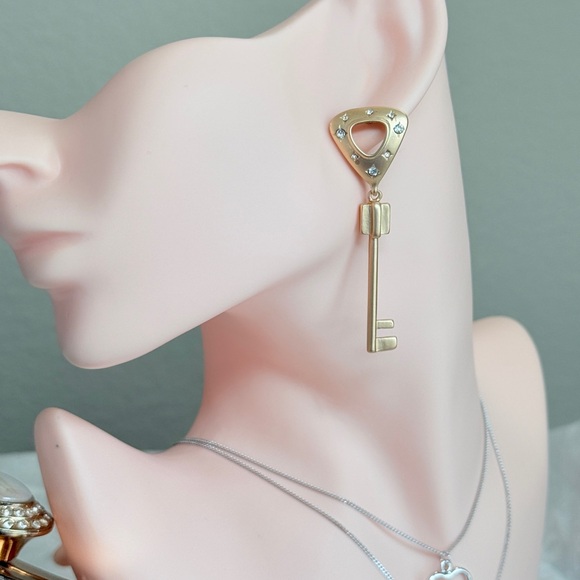 ⚜️ Gold Key Earrings with Silver Accents - Picture 3 of 9